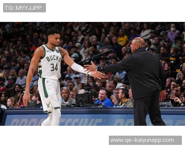 字母哥腹股沟拉伤里弗斯透露伤情不重预计缺阵两周